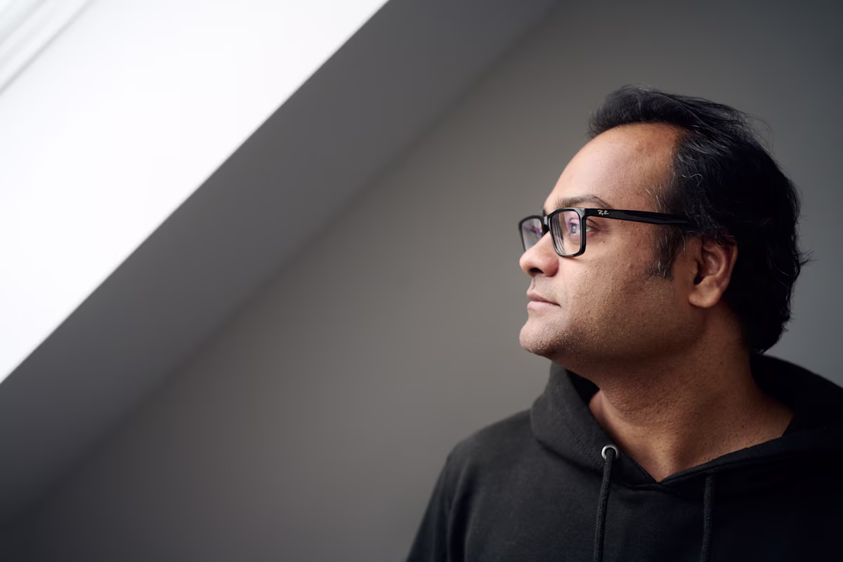 From the Slums of Mumbai to a Rented Apartment – My 30-Year Developer Journey